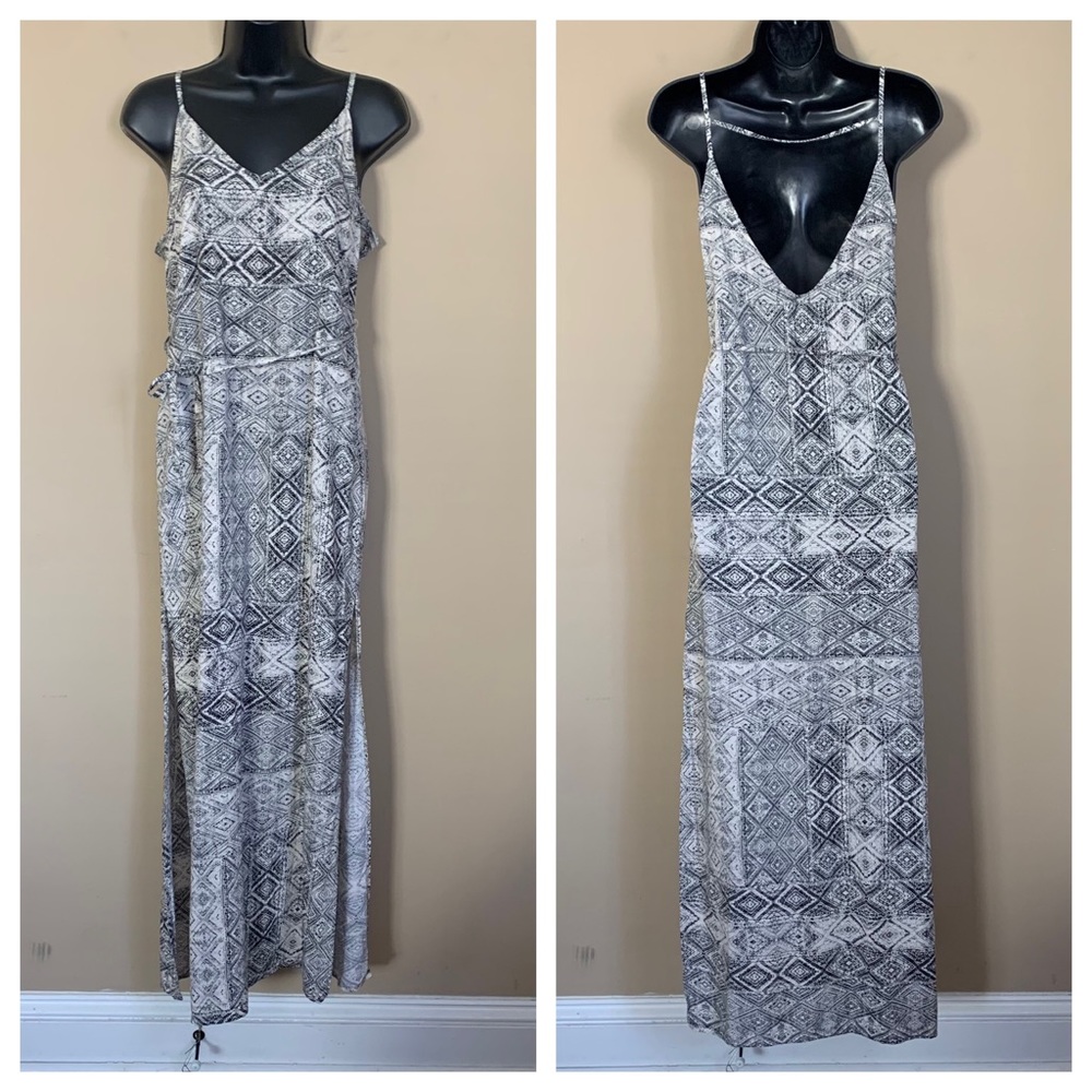 Forever 21 Black and Cream Patterned Tank Maxi Dress